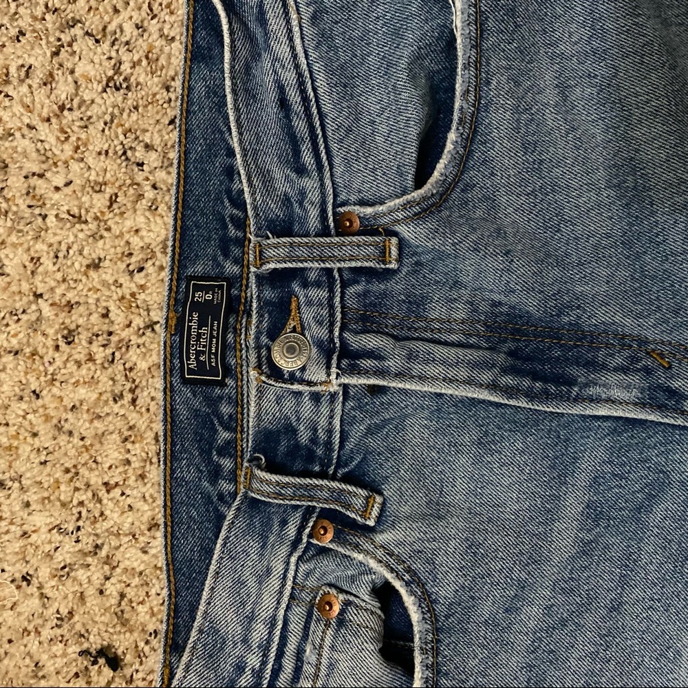 JEANS!